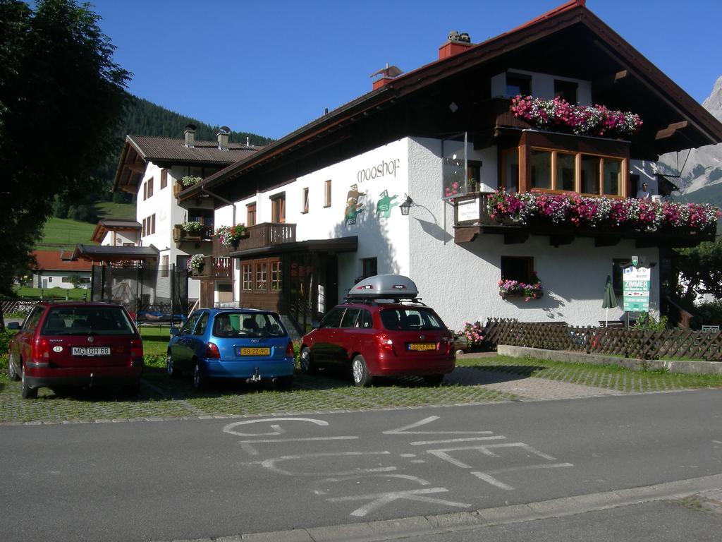 Apartament Haus Mooshof Lermoos Zewnętrze zdjęcie